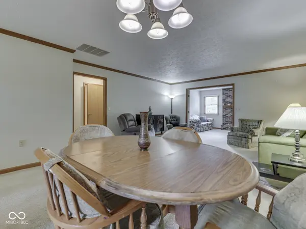 6407 Friendship CIR #15, Indianapolis, IN 46268