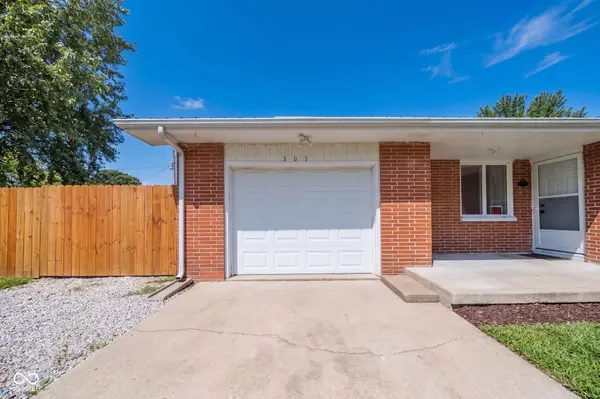 305 N Ellis RD, Muncie, IN 47303