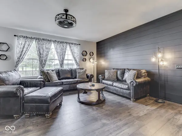 526 King Fisher DR, Brownsburg, IN 46112