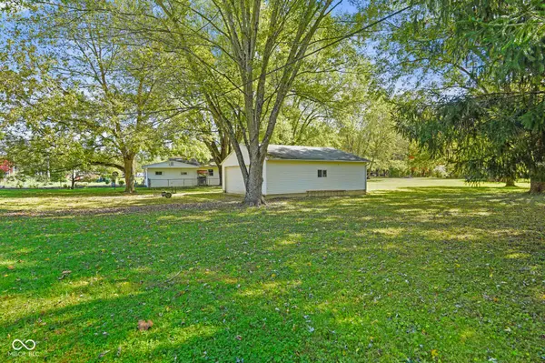 4987 Aqua Isle RD, Nashville, IN 47448