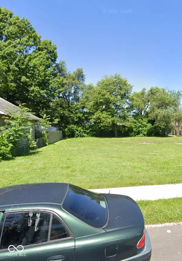 2946 Macpherson AVE, Indianapolis, IN 46205
