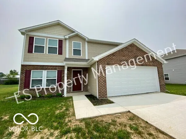 2913 W Kings Canyon DR, Muncie, IN 47303