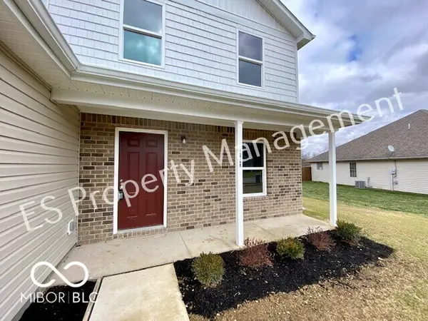 2608 W Kings Canyon DR, Muncie, IN 47303