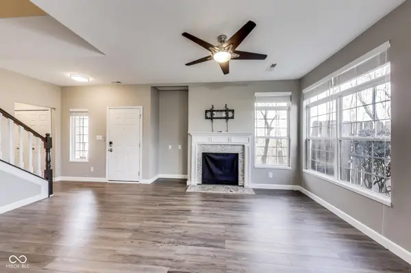 1031 Morning Sun LN, Beech Grove, IN 46107