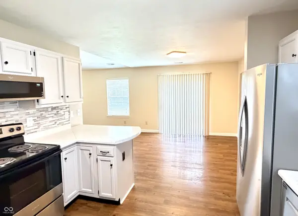 401 E New York ST, Fortville, IN 46040