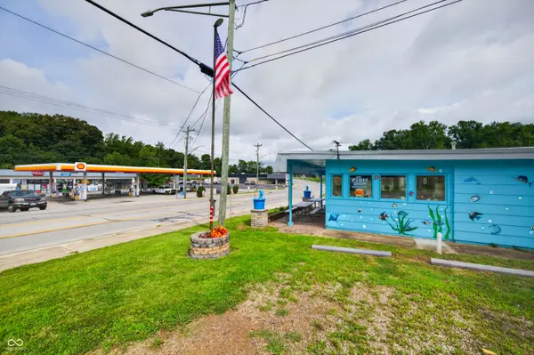 910 S State ST, North Vernon, IN 47265