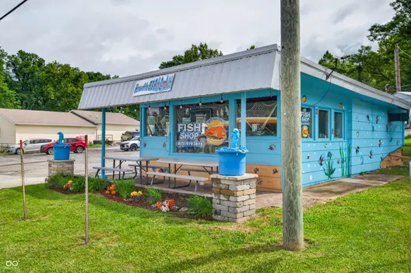 910 S State ST, North Vernon, IN 47265