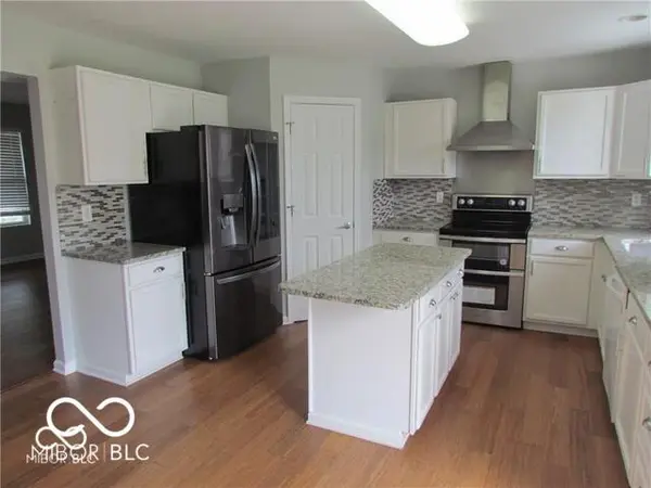 10559 Ross XING, Fishers, IN 46038