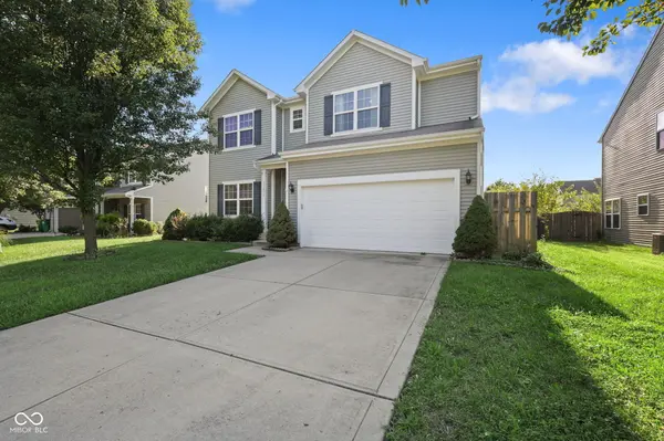 13834 Keams DR, Fishers, IN 46038