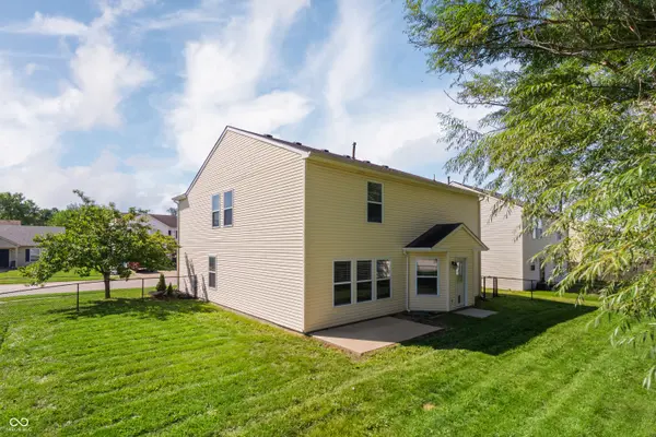 2272 Westmere DR, Plainfield, IN 46168