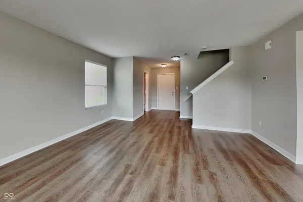 8133 Whistlewood DR, Indianapolis, IN 46239
