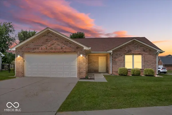 35 Cedarwood DR, Greencastle, IN 46135