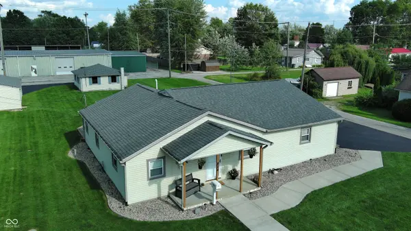824 N George ST, Rushville, IN 46173