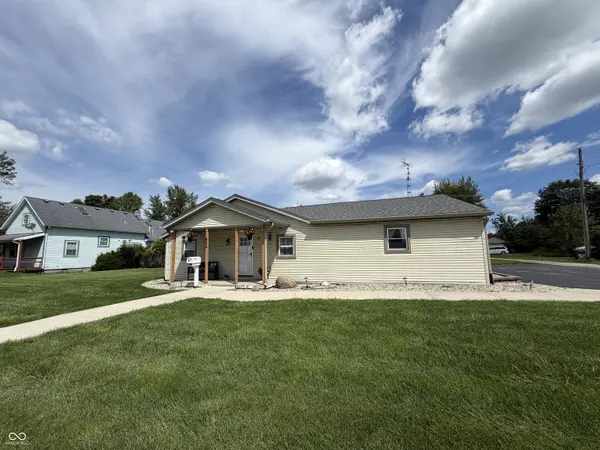 824 N George ST, Rushville, IN 46173