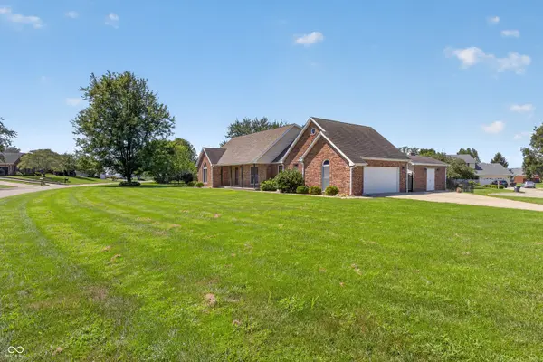 8576 Wickersham WAY, Seymour, IN 47274