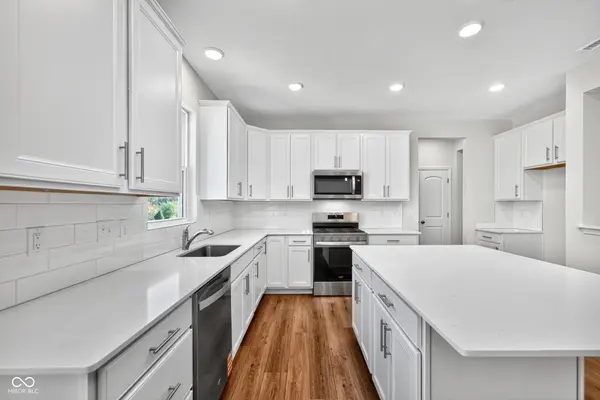 7019 Crystal CT, Brownsburg, IN 46112