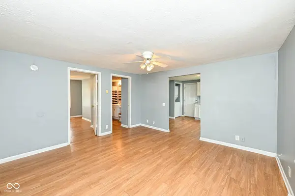 321 E Monroe ST, Fortville, IN 46040