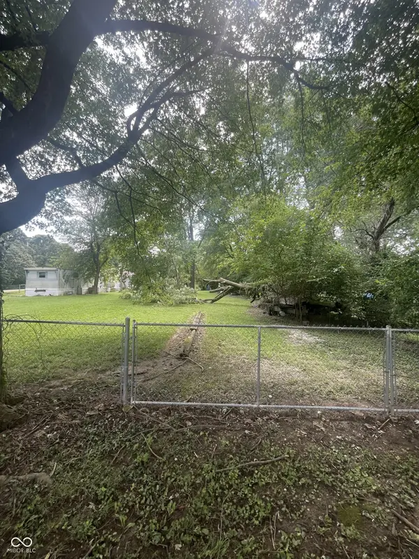 8524 W Pleasant View Elm ST, Fairland, IN 46126