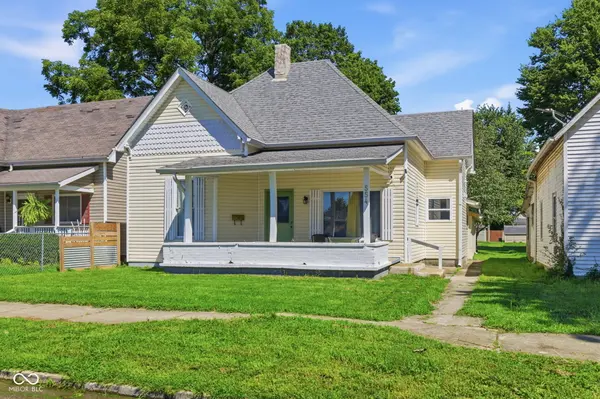 554 W Taylor ST, Shelbyville, IN 46176