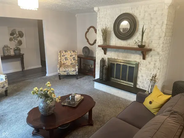 8029 Vineyard DR, Indianapolis, IN 46260