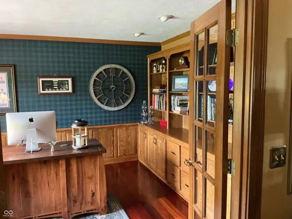 12266 S County Road 1000 E, Galveston, IN 46932