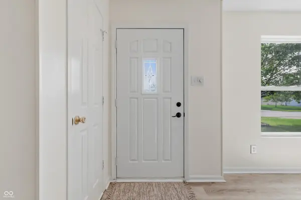 3223 Black Forest LN, Indianapolis, IN 46239