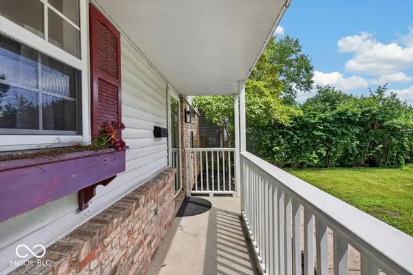 2410 Dell Zell DR, Indianapolis, IN 46220