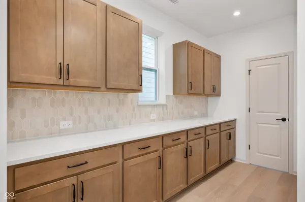 811 Possman WAY, Westfield, IN 46074