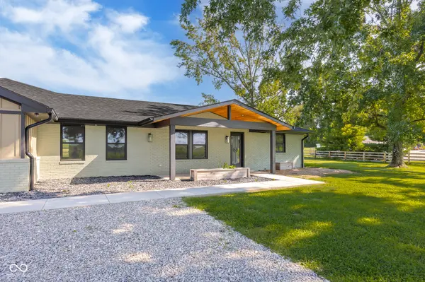 9070 W 450 S, Columbus, IN 47201