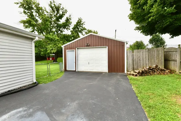 3813 W Smith Valley RD, Greenwood, IN 46142