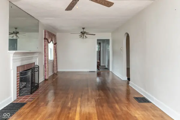 1102 N Riley AVE, Indianapolis, IN 46201