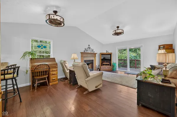 1161 S Garrison Chapel RD, Bloomington, IN 47403