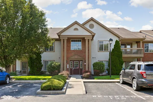 8950 Hunters Creek DR #208, Indianapolis, IN 46227