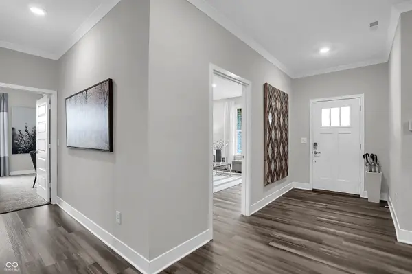 11346 Barn Owl DR, Zionsville, IN 46077