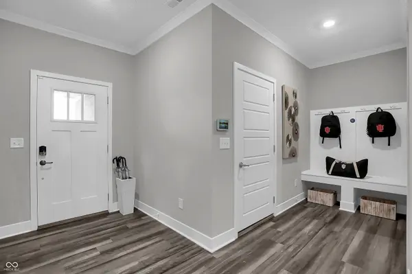 2311 Red Squirrel WAY, Zionsville, IN 46077