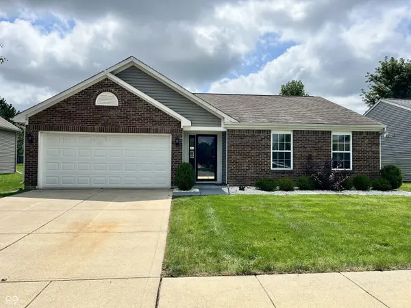 6815 W Odessa WAY, Mccordsville, IN 46055
