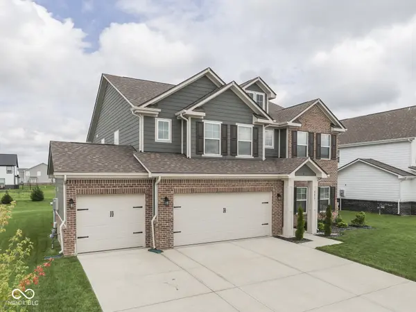 5677 Volanti WAY, Greenwood, IN 46143