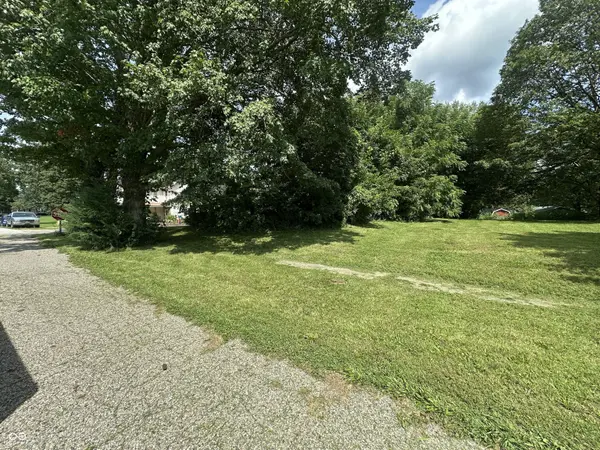 500 E 5th St At S Clinton, West Lebanon, IN 47991