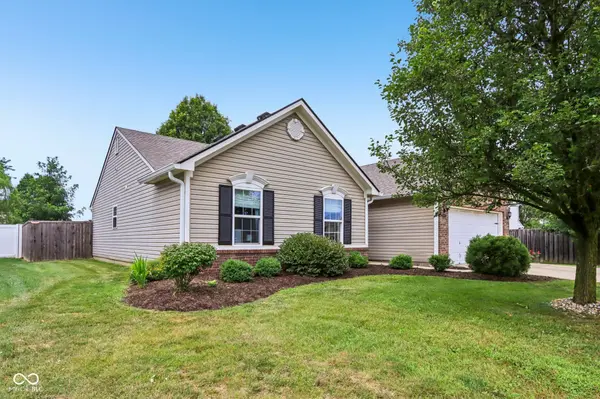 4086 S Turning Leaf CT, New Palestine, IN 46163