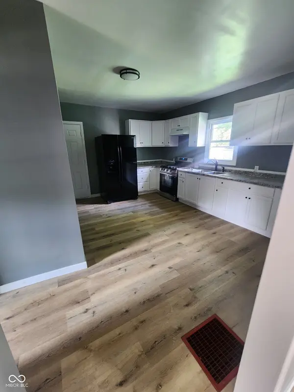 842 S Lynn ST, Seymour, IN 47274