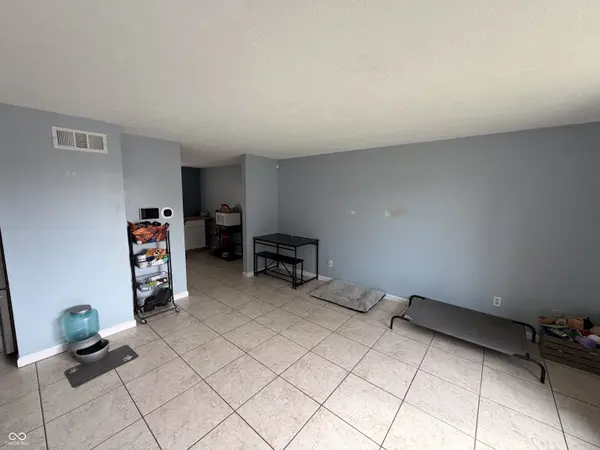 7545 Dornock DR, Indianapolis, IN 46237