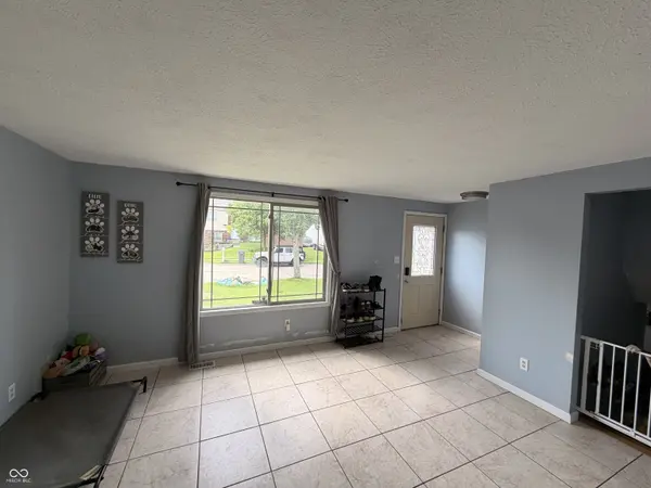 7545 Dornock DR, Indianapolis, IN 46237