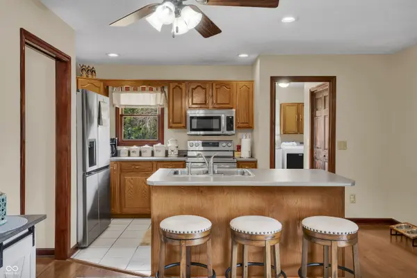5195 N Camelot WAY, North Vernon, IN 47265