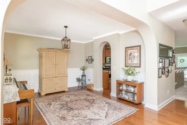 7508 Abundance LN, Avon, IN 46123