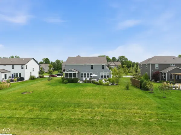 19279 Gillcrest DR, Noblesville, IN 46062