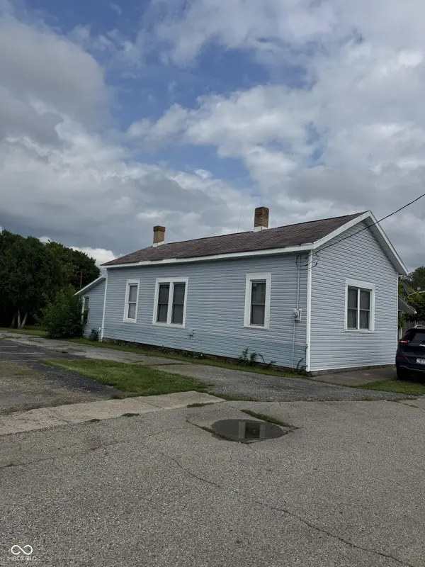 208 E Washington, Saint Paul, IN 47272