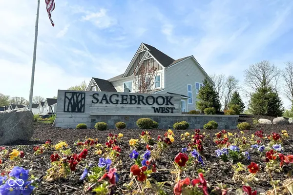 10429 Oak Bend BLVD, Indianapolis, IN 46239