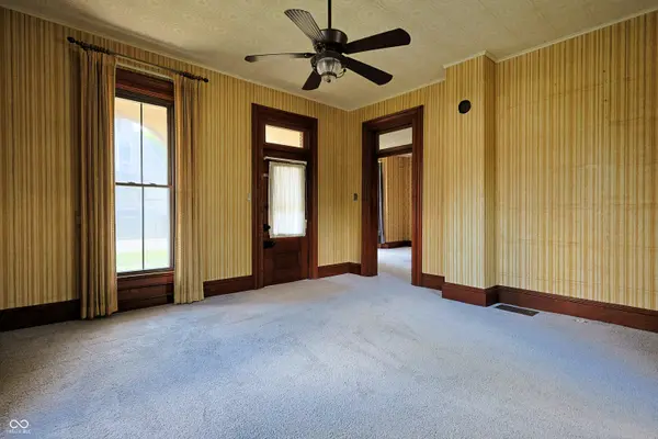 342 High ST, Hope, IN 47246