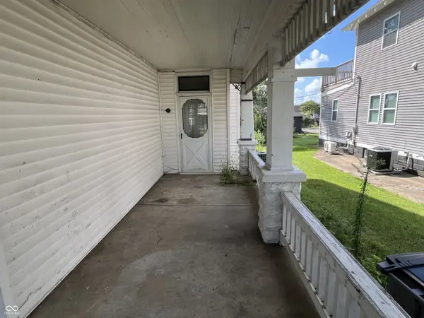 518 E 4th ST, Seymour, IN 47274