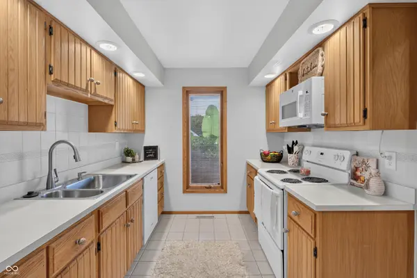 3177 Sycamore DR #5A, Columbus, IN 47203